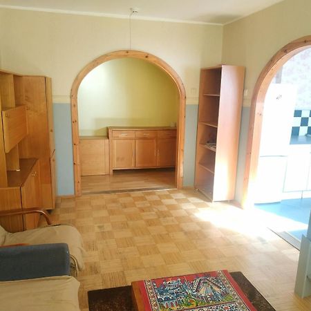 Economy Baltics Apartments - Liivamaee 塔林 外观 照片